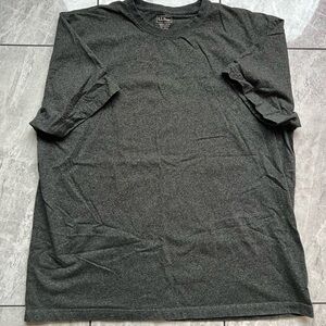 LL Bean Mens Gray Carefree Unshrinkable Traditional Fit Short Sleeve T-Shirt XL
